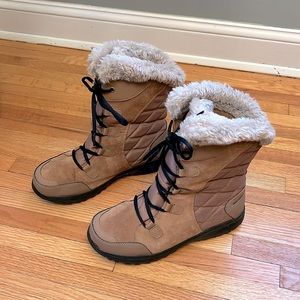 Columbia Ice Maiden II waterproof winter boot in elk/black color, women’s size 9